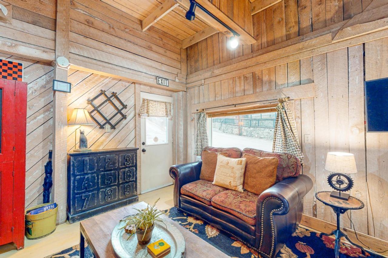 Sundown Cottage Юрека Спрингс Екстериор снимка