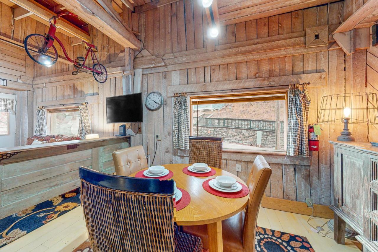 Sundown Cottage Юрека Спрингс Екстериор снимка